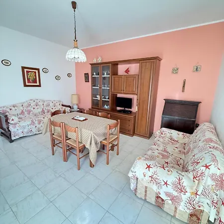 Holiday home Dony Vicino Alle Spiagge E A 30m Dal Passeggio Serale